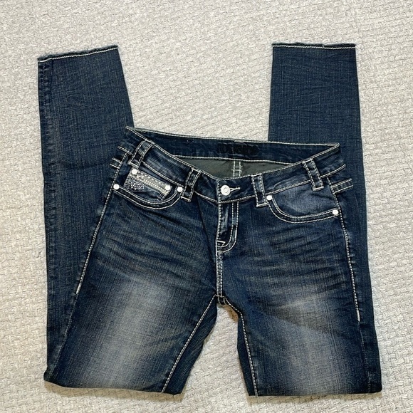 Rock & Roll Cowgirl Denim Rival Low Rise Skinny Jeans 28x32 - Picture 2 of 12